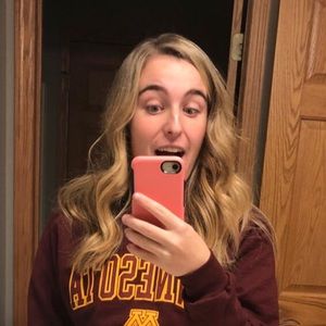 Meet your Posher, Sara